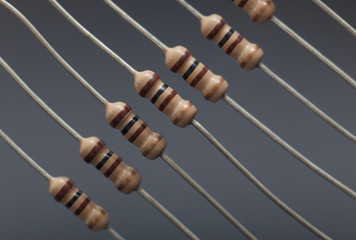 Electronic resistors