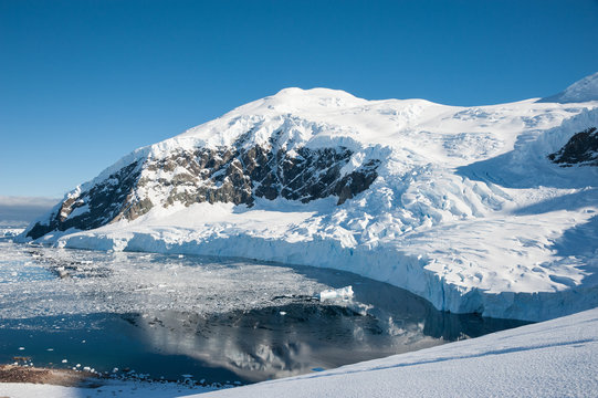Antarctic mountains, view from the peak