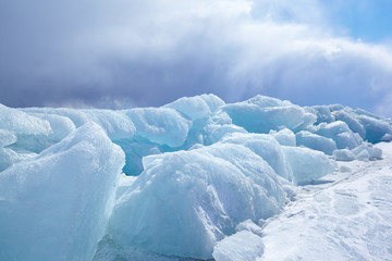 Winter Baikal © Serg Zastavkin