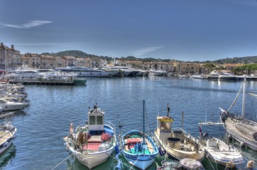 Fototapeta na wymiar Port w Saint Tropez