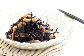 Japanese simmered seaweed with soy bean