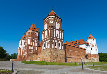 Fototapeta na wymiar Gothic castle in Mir (Belarus).