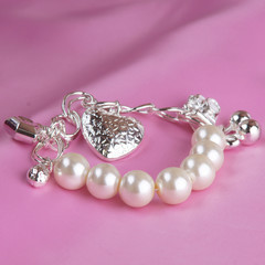 pearl bracelet