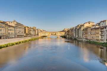 Fototapeta premium The Ponte Vecchio (Old Bridge) in Florence, Italy.