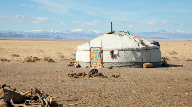 traditional dwelling of Mongolian nomadic