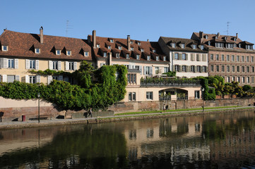 Fototapeta na wymiar Alsace, old and historical district in Strasbourg