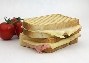 Schinken-Käse-Toast