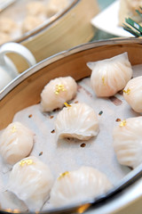 dim sum prawn and gold (for eat)