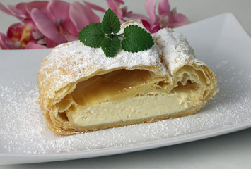 Topfenstrudel