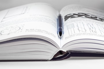 książka_01 © weglowskirobert