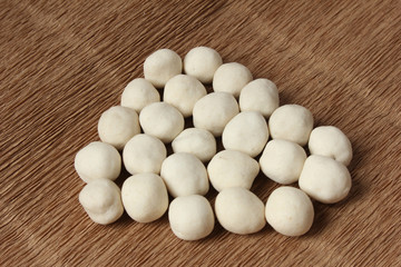 White chickpeas