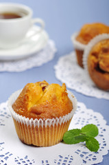 Muffins with mint
