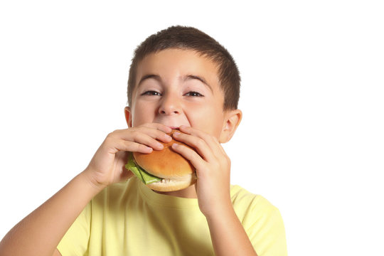 bambino mangia un panino