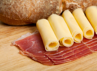 speck, cheese and bread