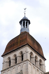 Fototapeta premium Clocher de l'église des hospices de Beaune