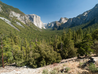 Fototapeta na wymiar Widok z Yosemite Valley - Widok Tunnel