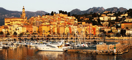 Menton , le matin