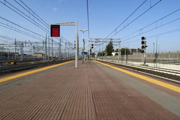 Fototapeta na wymiar Stacja kolejowa