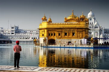 Foto op Canvas Amritsar golden temple © Joolyann