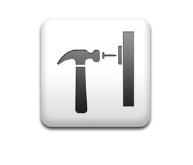 Boton cuadrado blanco simbolo carpinteria