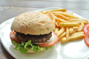 Hamburger pork and fresh fries