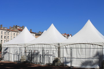 Tentes d'exposition