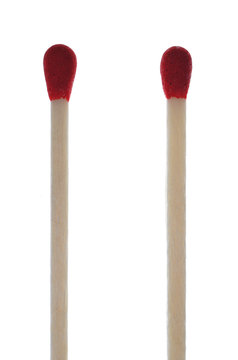 Zwei Streichh&ouml;lzer