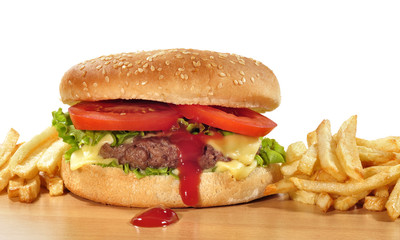 Hamburguesa jugosa.
