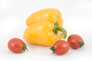 Sweet yellow peppers and tomatoes