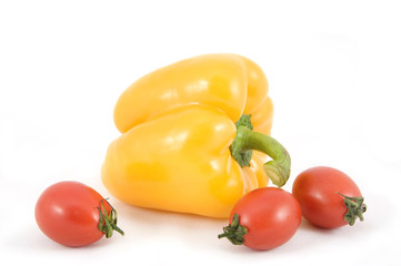 Sweet yellow peppers and tomatoes