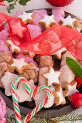 Hollies and gingerbreads