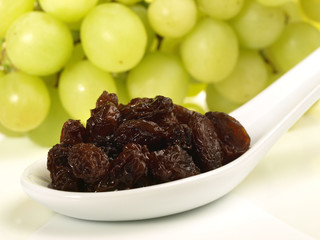 Rosinen mit Trauben