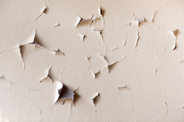 Hintergrundtextur aus geplatzter Wandfarbe