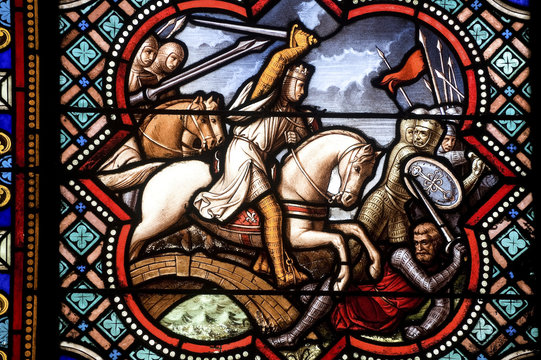 Cathedral of Senlis, stained glass