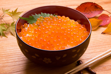 イクラ丼