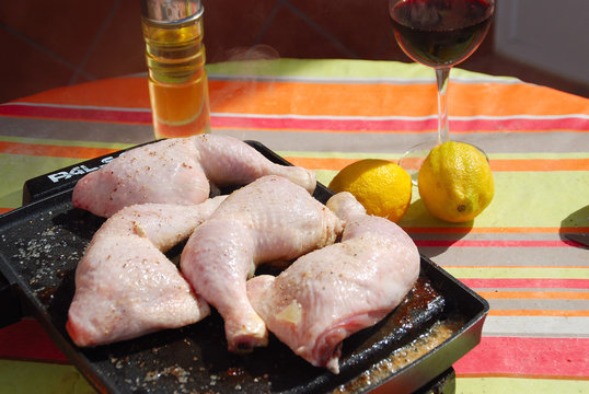 CUARTOS TRASEROS DE POLLO A LA PLANCHA