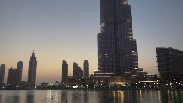 Khalifa Pan night
