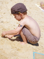 enfant à la plage