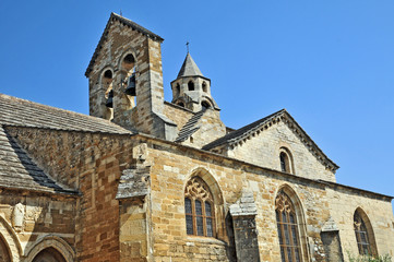 Fototapeta na wymiar Valreas, Haut Vaucluse - Prowansja - Notre Dame de Nazareth