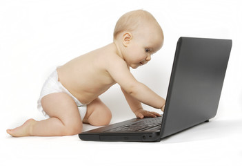 niemowle i komputer
