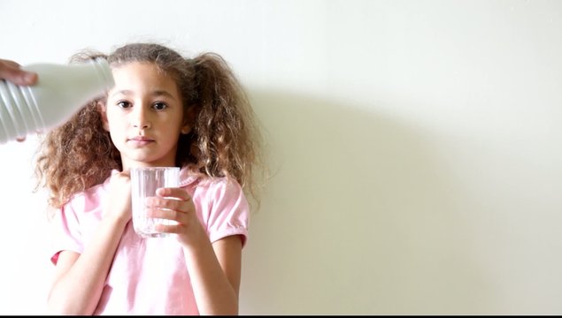 petite fille jolie
