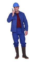 craftsman using his walkie talkie