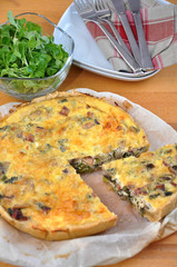 Quiche mit Speck, Pilzen und Lauch