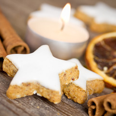Zimtsterne zur Weihnachtszeit