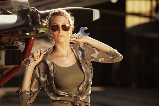 Fashion Female Airplane Mechanic