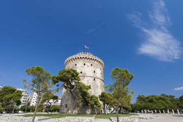 Fototapeta na wymiar The white tower ,Thessaloniki city in Greece