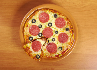 home pizza  Pepperoni