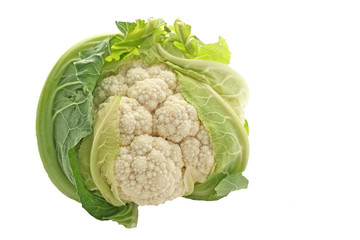 Un chou fleur et quelques feuilles