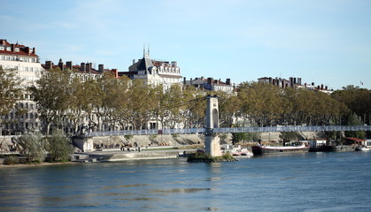 Fototapeta na wymiar Które z Saône, Lyon