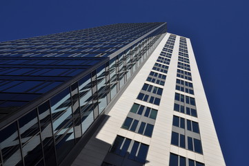 Fototapeta premium Hochhaus in Frankfurt